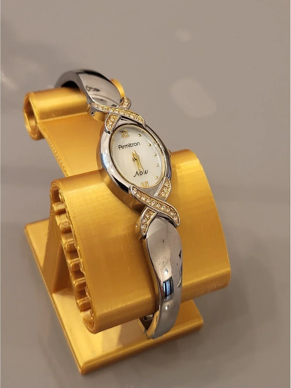 Armitron Now Watch Women 20mm Silver Oval MOP Dial Crystals New Battery 7.25